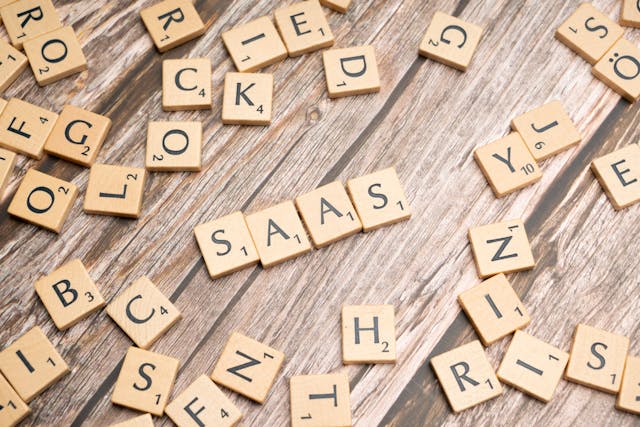 scrabble-letters-spelling-saas-on-a-wooden-table